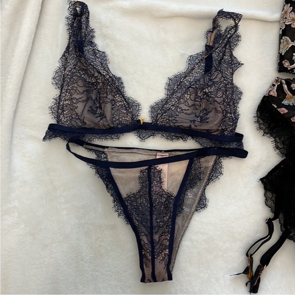 Victoria Secret Lingerie Set